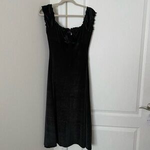 Elegant Black Velvet Dress